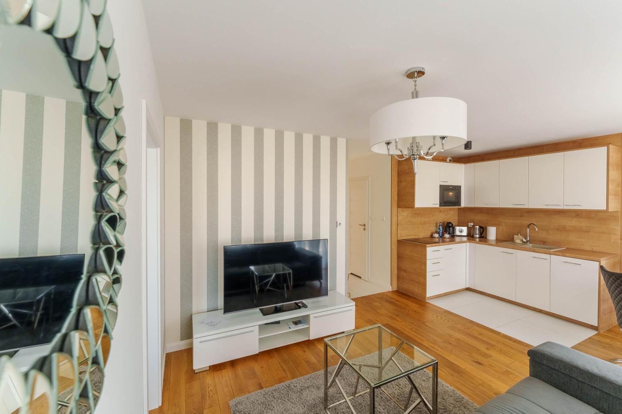 Apart111 Apartament Rodzinny 3 Pokoje - 2 Sypialnie- Sauna, Silownia Kołobrzeg Exteriör bild