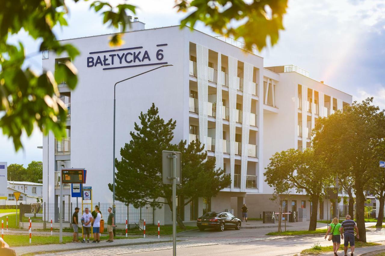 Apart111 Apartament Rodzinny 3 Pokoje - 2 Sypialnie- Sauna, Silownia Kołobrzeg Exteriör bild